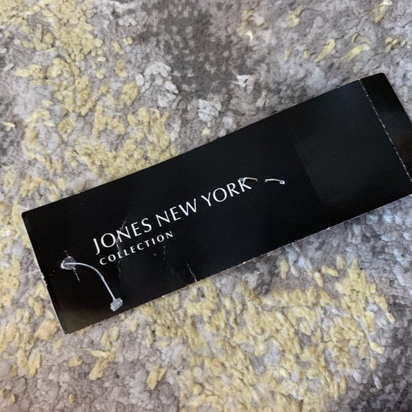 Pretty in Pink - Jones New York Dress - Picture 3 of 5